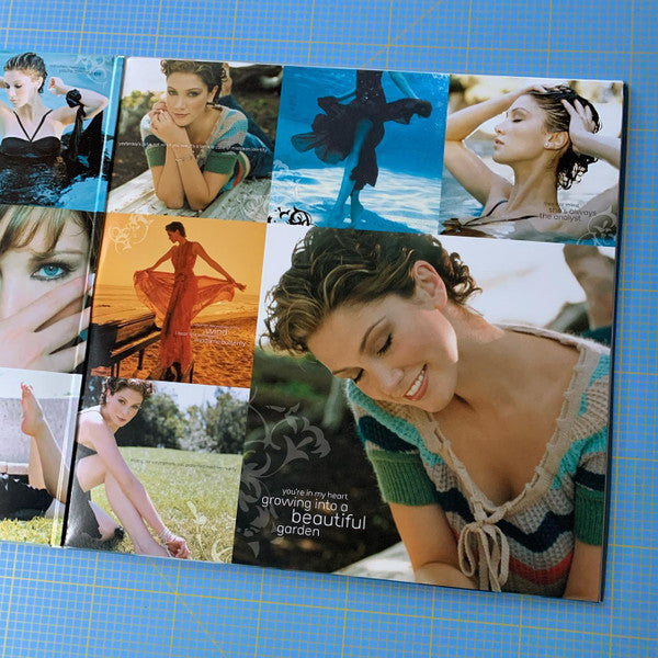 Delta Goodrem : Mistaken Identity (2xLP, Ltd, Num, RE, Blu)