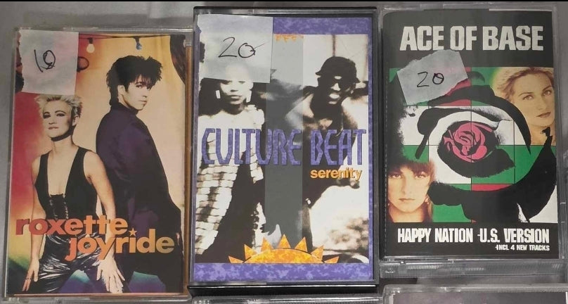 Cassettes private listing