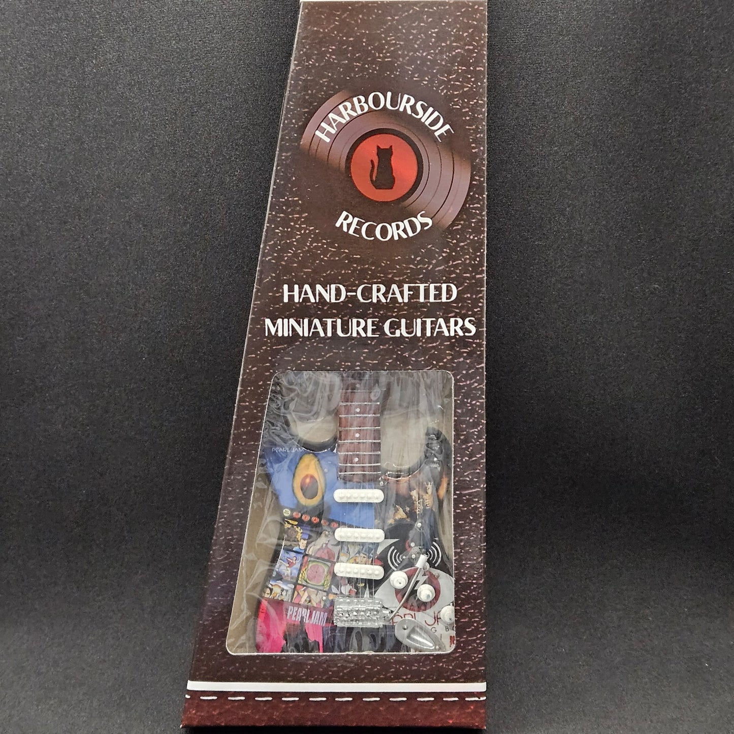 Miniature Guitar - Pearl Jam Album Covers Fender Stratocaster - Model Guitar Inc Stand
