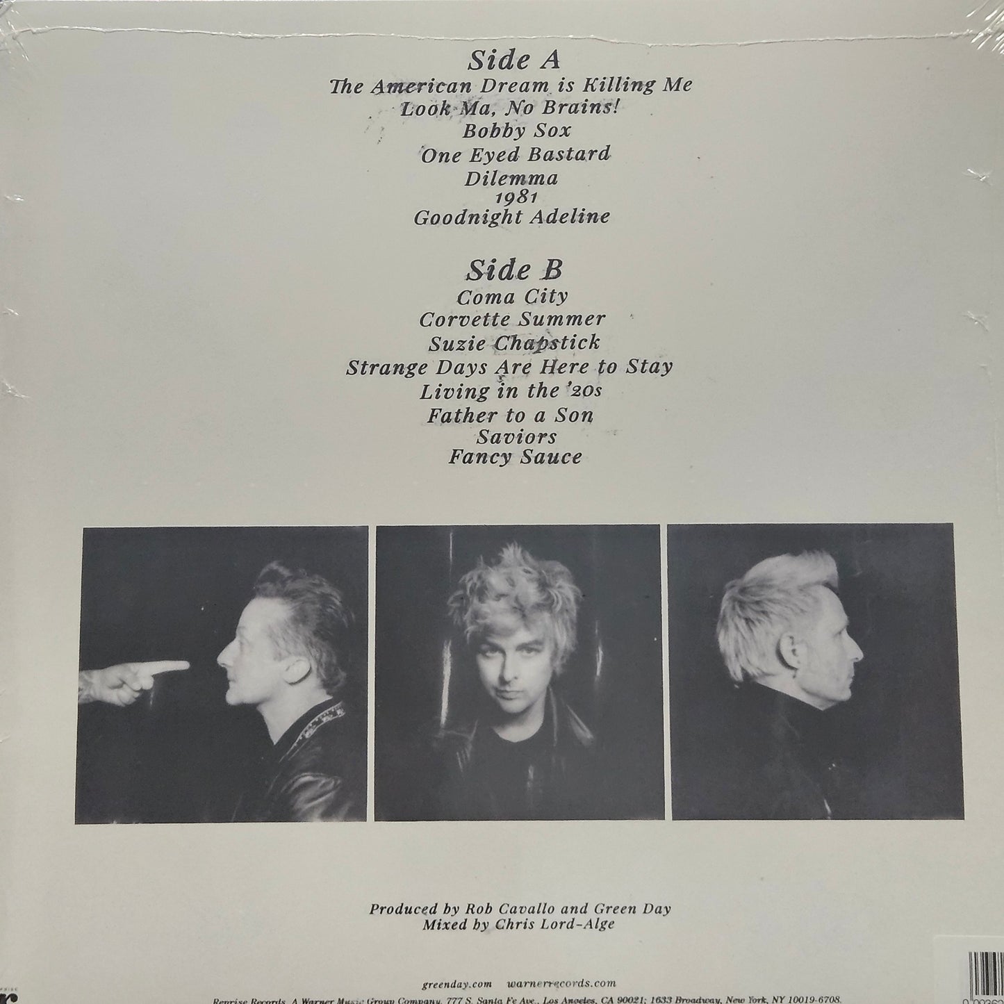 Green Day – Saviors (Vinyl, LP, Album, Limited Edition, Hot Pink)