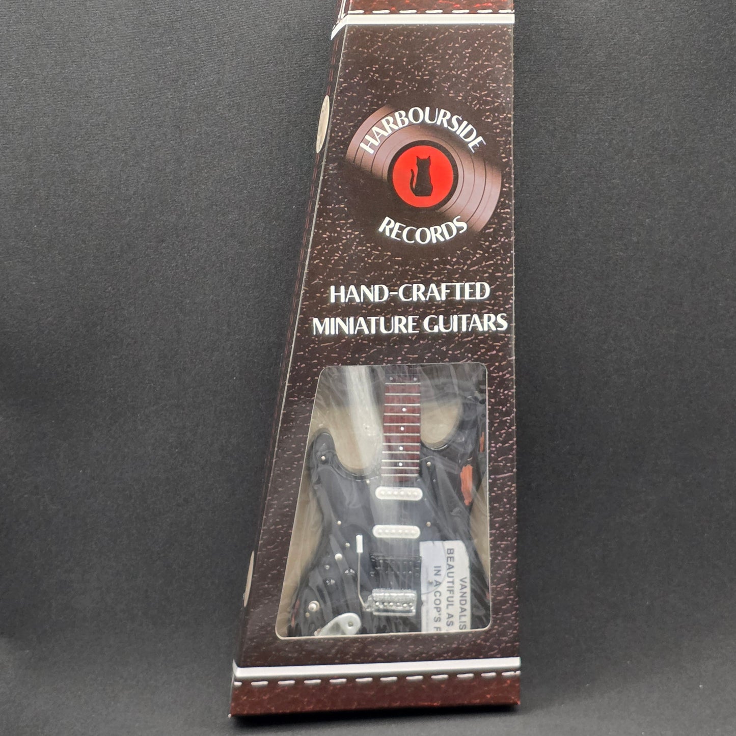 Miniature Guitar - Nirvana Kurt Cobain Vandalism Black Stratocaster - Model Guitar Inc Stand