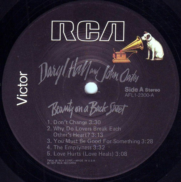 Daryl Hall & John Oates : Beauty On A Back Street (LP, Album, Ind)