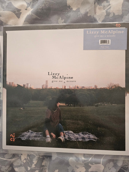 Lizzy McAlpine : Give Me A Minute (LP, Album, Pin)