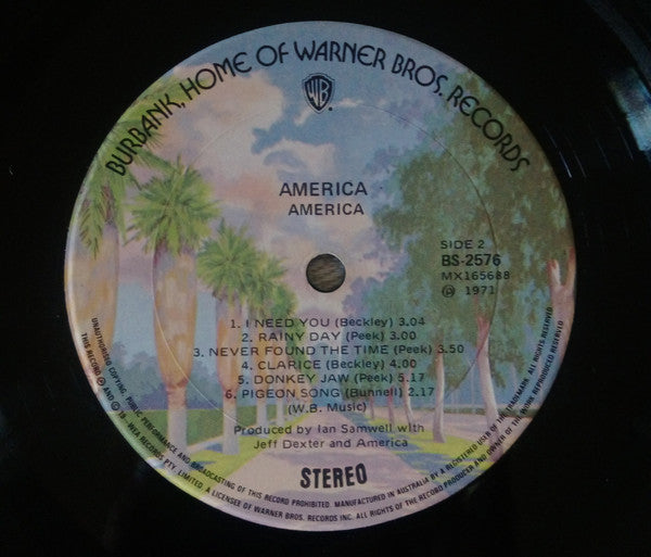 America (2) : America (LP, Album, RE)
