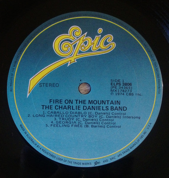 The Charlie Daniels Band : Fire On The Mountain (LP, Album, RE, Gat)