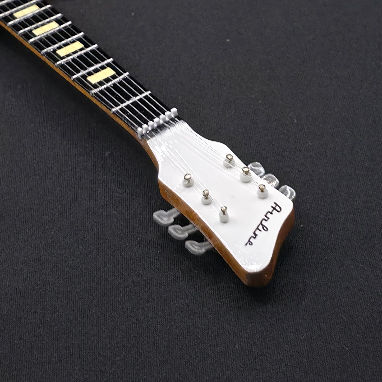 Miniature Guitar - The White Stripes Red Airline - Model Guitar Inc Stand