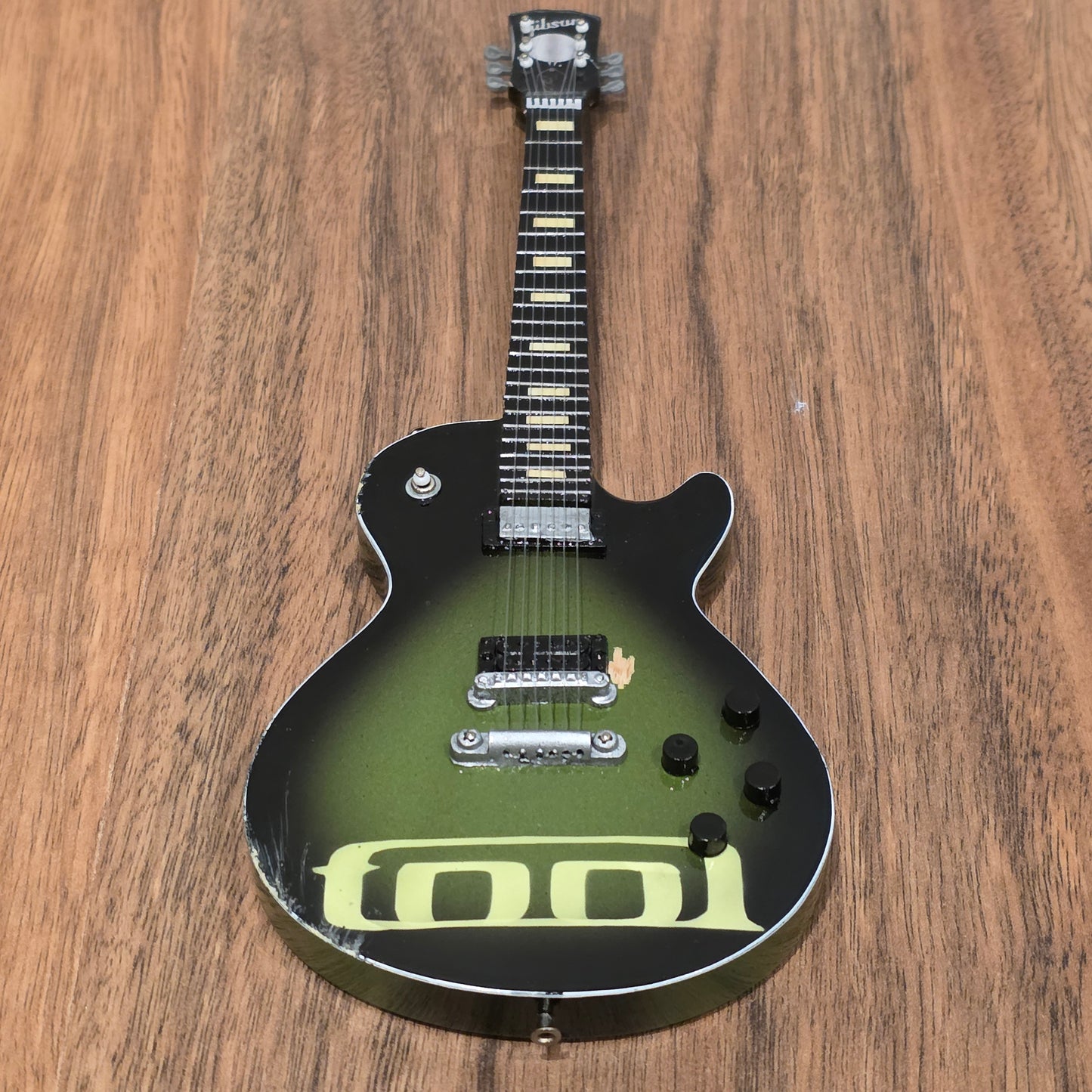 Miniature Guitar - TOOL Gibson Les Paul Roadworn - Model Guitar Inc Stand