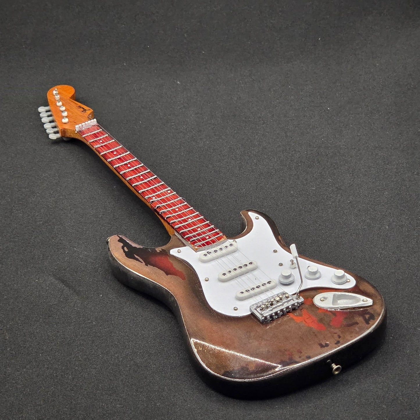 Miniature Guitar - Fender Stratocaster Road Worn Roadworn Rory Gallagher - Model Guitar Inc Stand