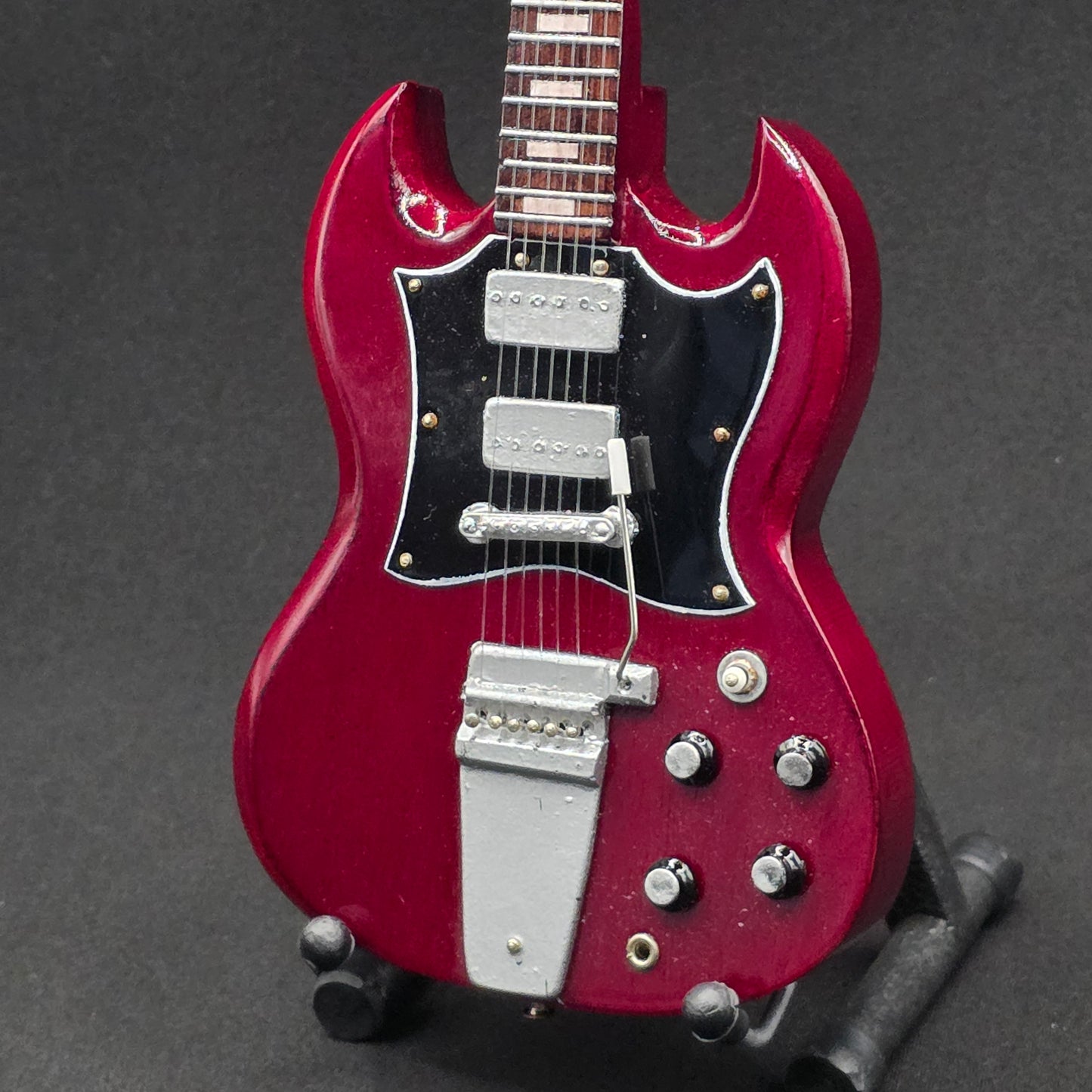 Miniature Guitar - ACDC Gibson SG Angus Young AC/DC  - Model Guitar Inc Stand