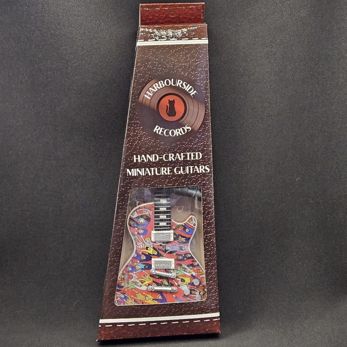 Miniature Guitar - Paul McCartney The Beatles "Crowd Goes Wild" Gibson Les Paul - Model Guitar Inc Stand