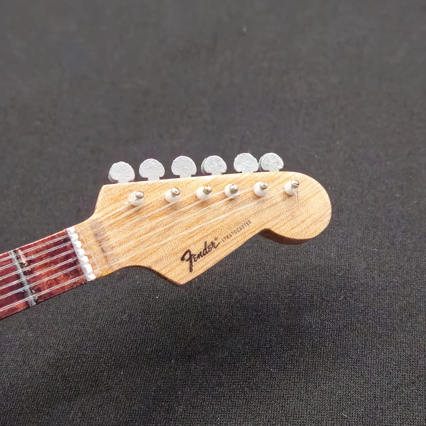 Miniature Guitar - Jimi Hendrix White Fender Stratocaster - Model Guitar Inc Stand
