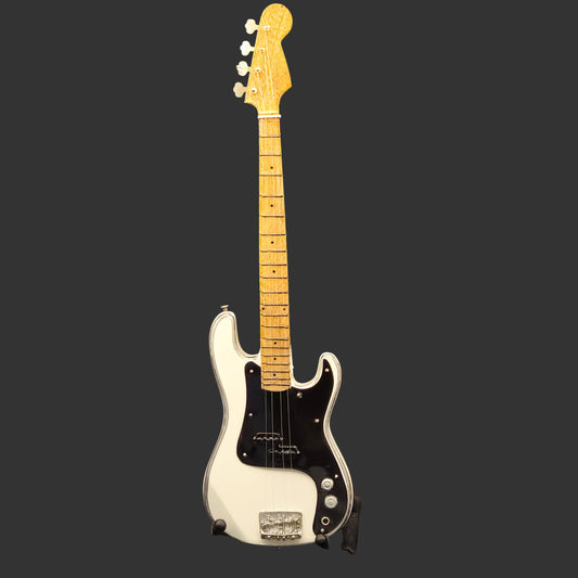 Miniature Guitar - Silver Fender Precision Bass P BASS  - Model Guitar Inc Stand