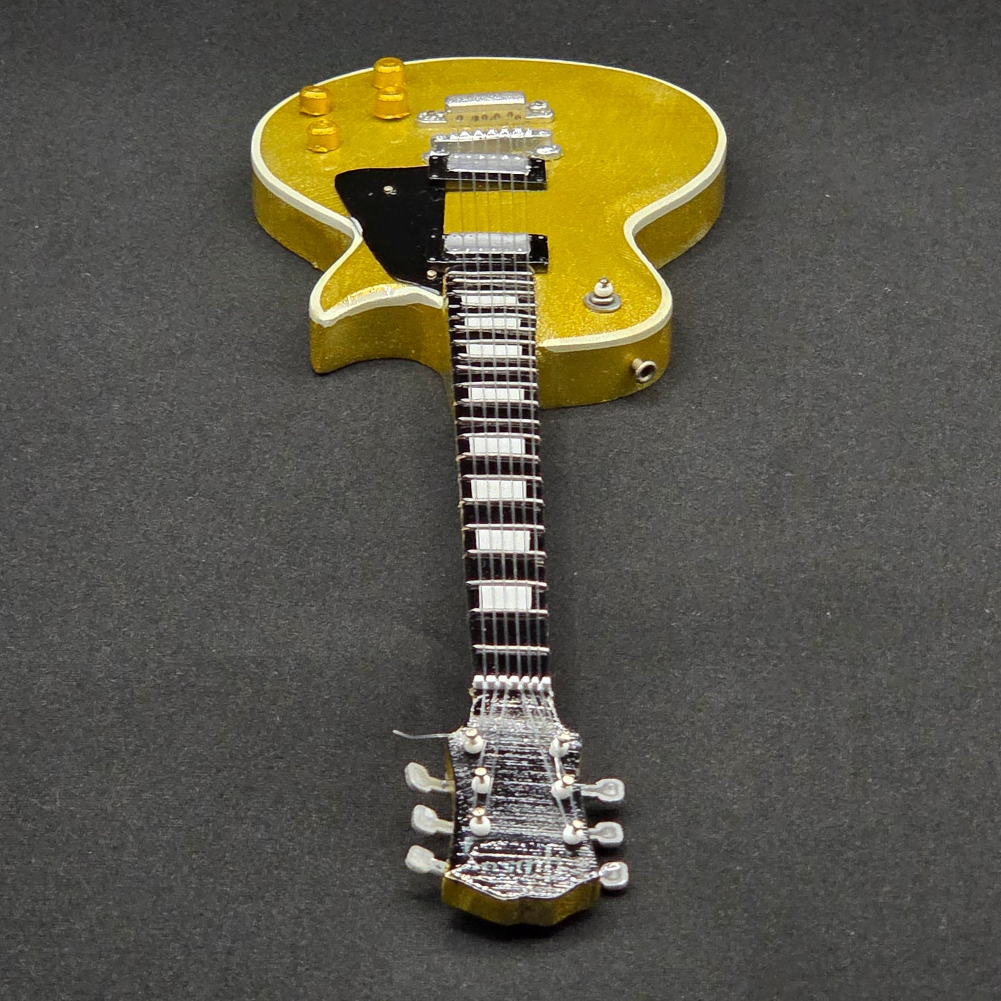 Miniature Guitar - Gibson Les Paul Gold Top - Model Guitar Inc Stand