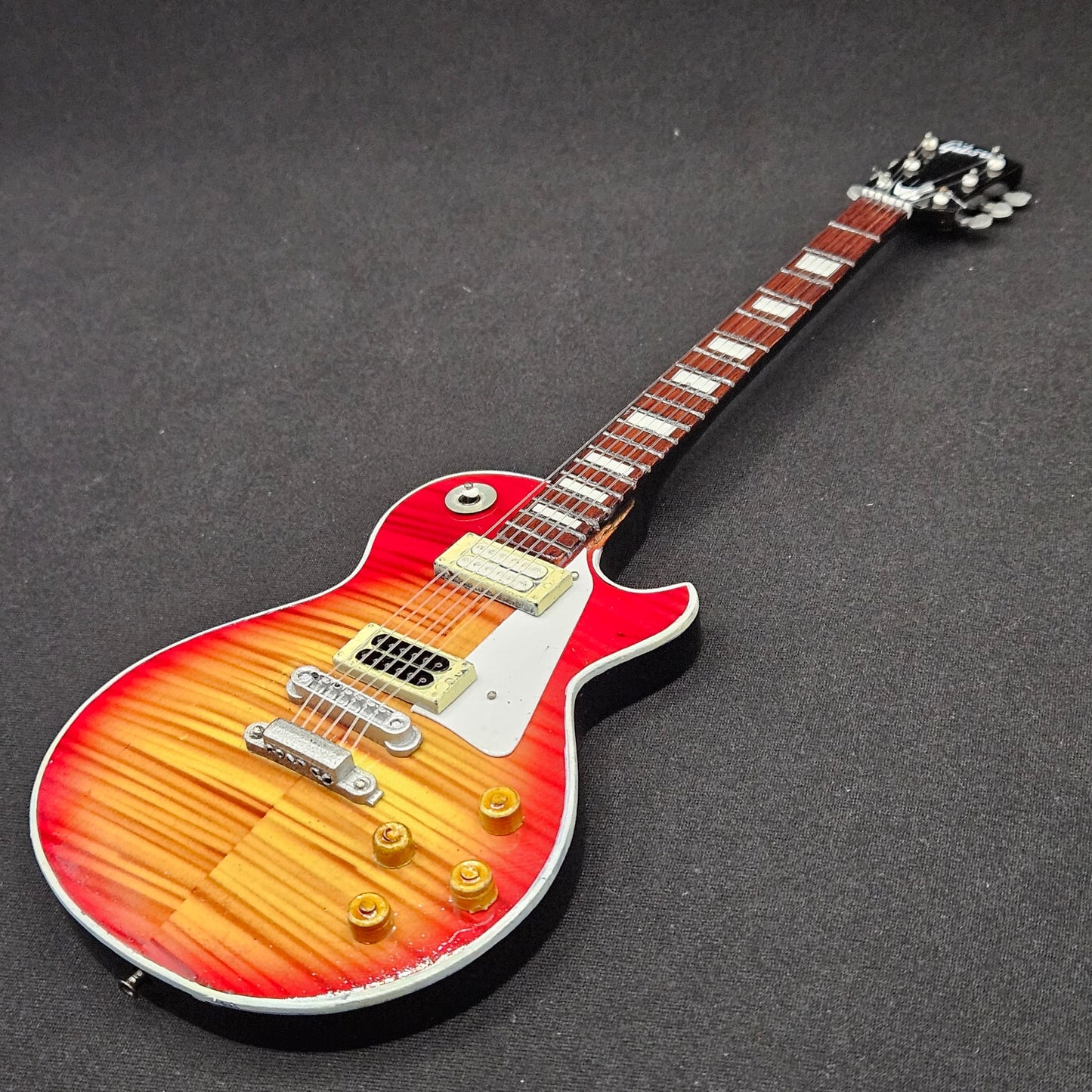 Miniature Guitar - Gibson Les Paul - Model Guitar Inc Stand