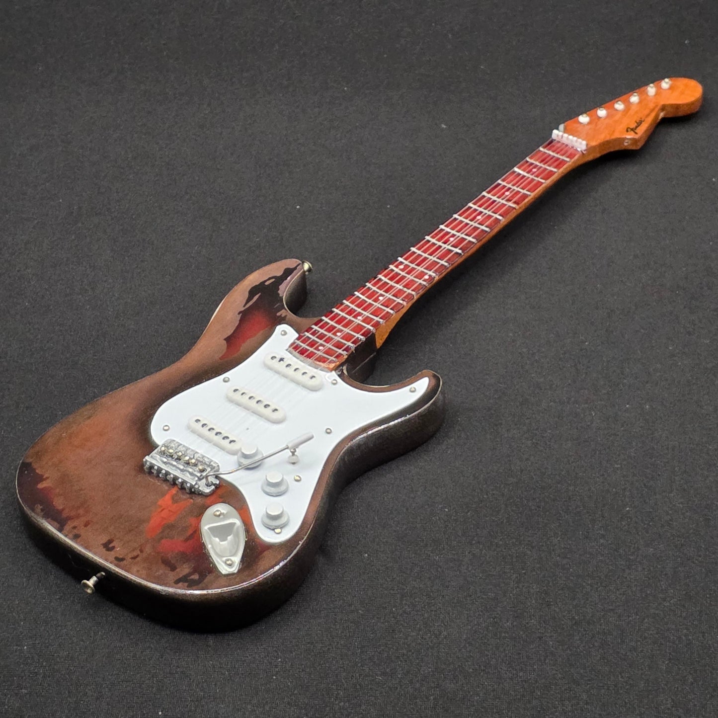 Miniature Guitar - Fender Stratocaster Road Worn Roadworn Rory Gallagher - Model Guitar Inc Stand