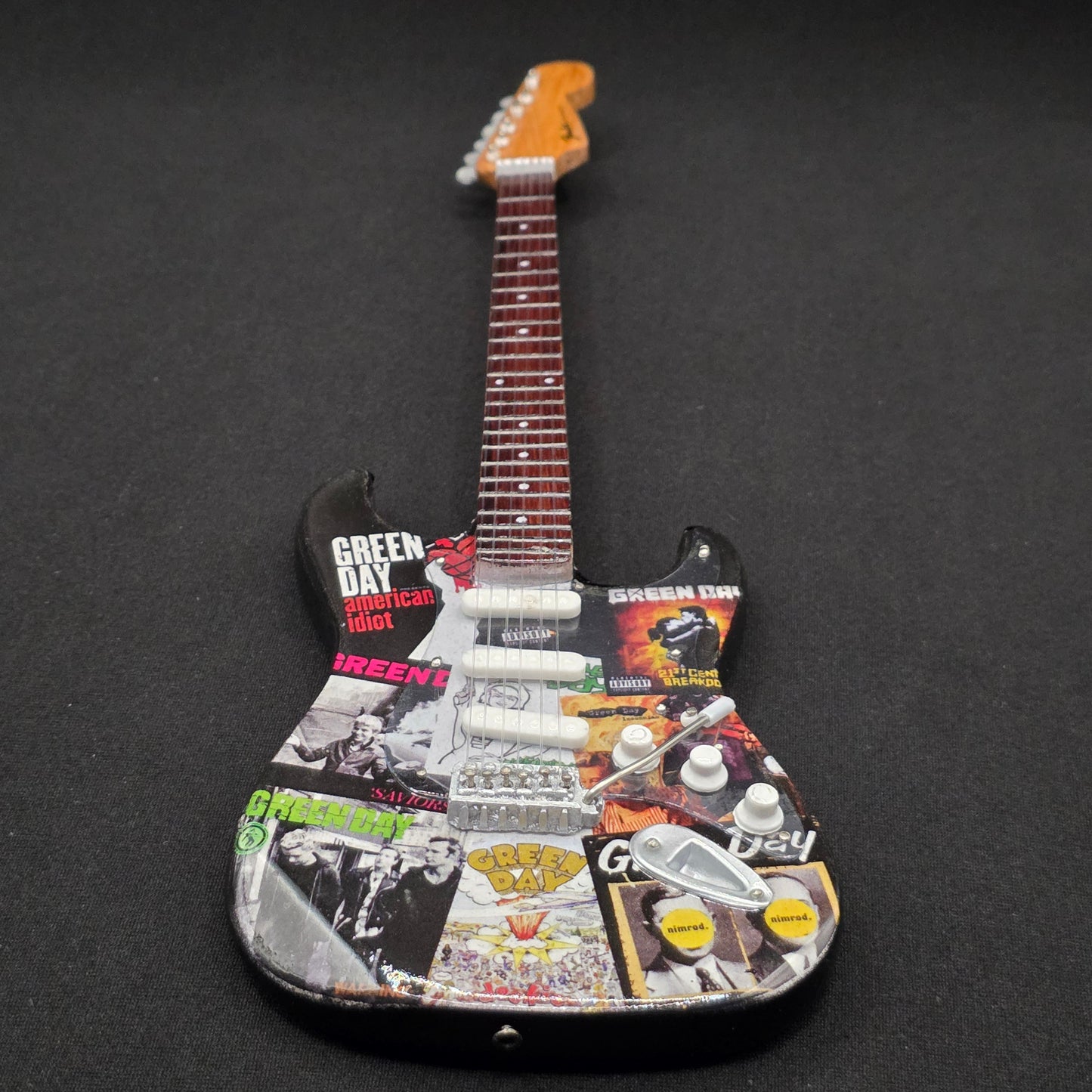 Miniature Guitar - Greenday Green Day Album Covers Fender Stratocaster- Model Guitar Inc Stand
