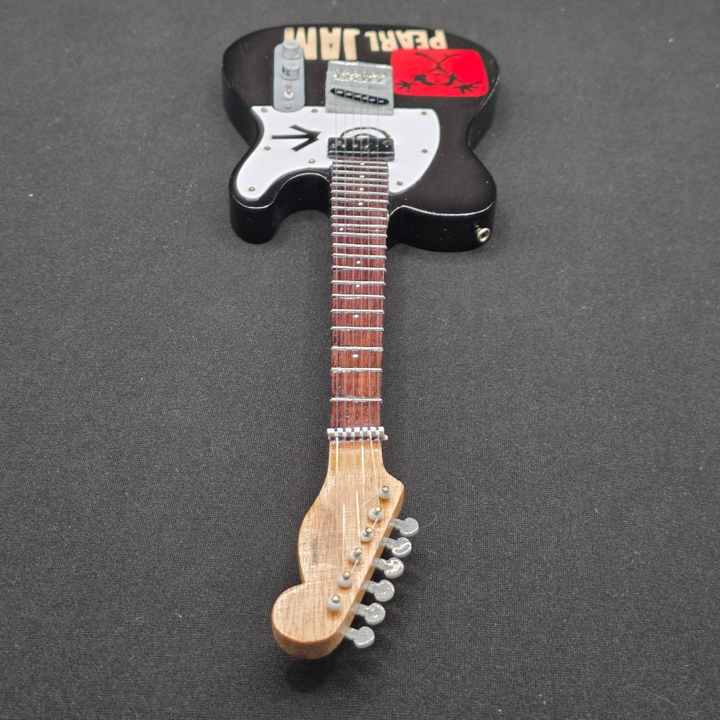 Miniature Guitar - Pearl Jam Eddie Vedder Black Fender Telecaster  - Model Guitar Inc Stand