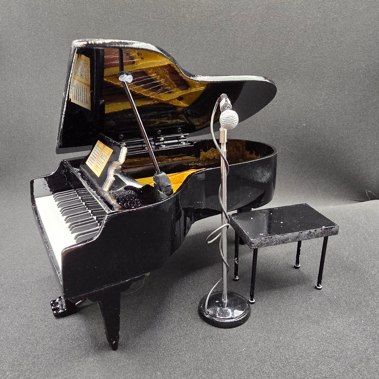 Miniature Piano - Black Grand +Stool / Microphone/Stand