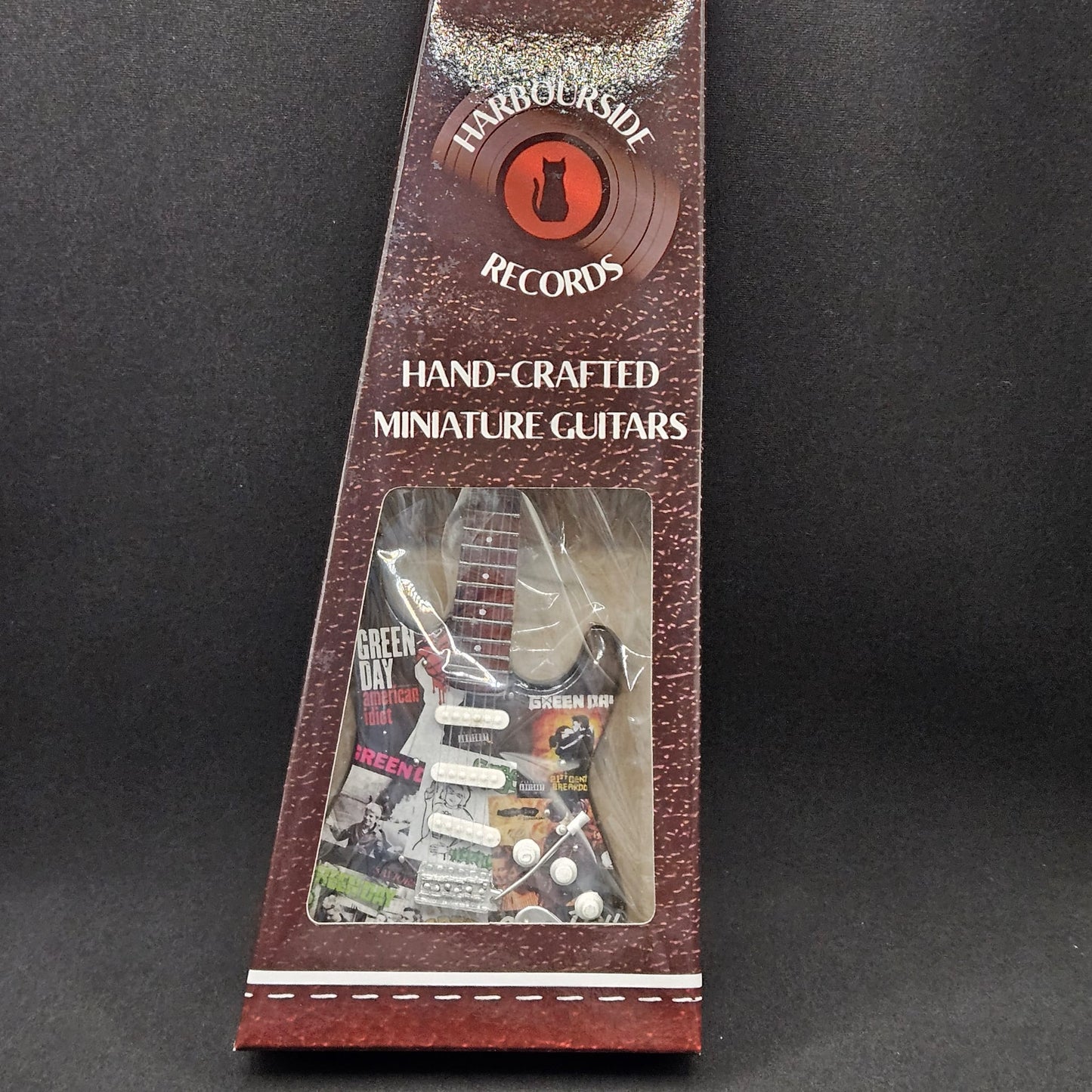 Miniature Guitar - Greenday Green Day Album Covers Fender Stratocaster- Model Guitar Inc Stand