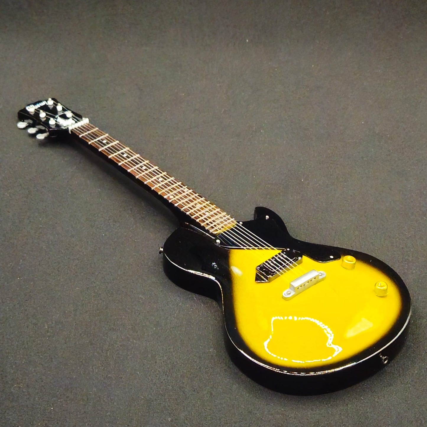 Miniature Guitar - Greenday Billie Joe Armstrong Gibson Les Paul Junior Jr - Green Day  - Model Guitar Inc Stand