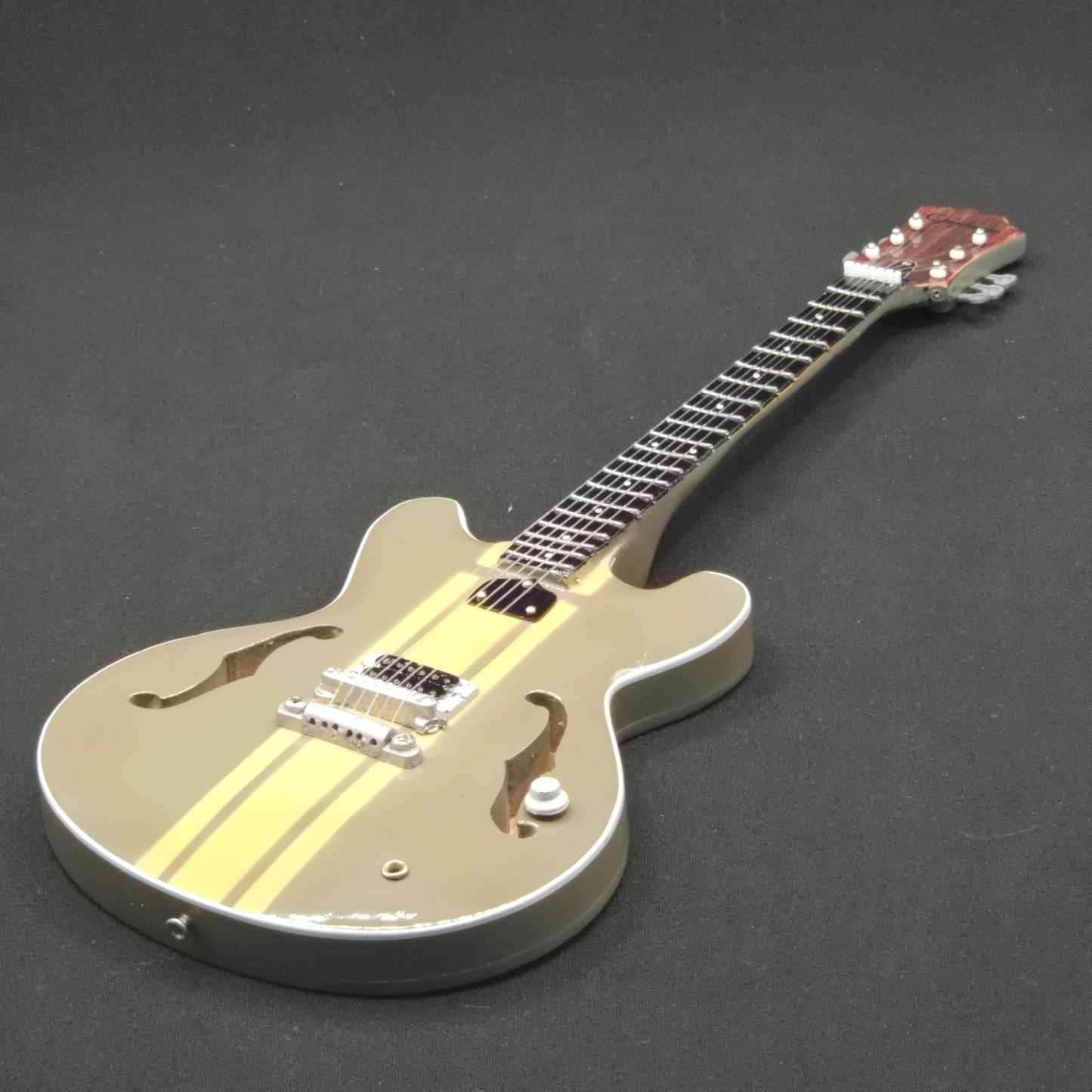 Miniature Guitar - Tom Delonge Blink 182 Epiphone ES333  - Model Guitar Inc Stand