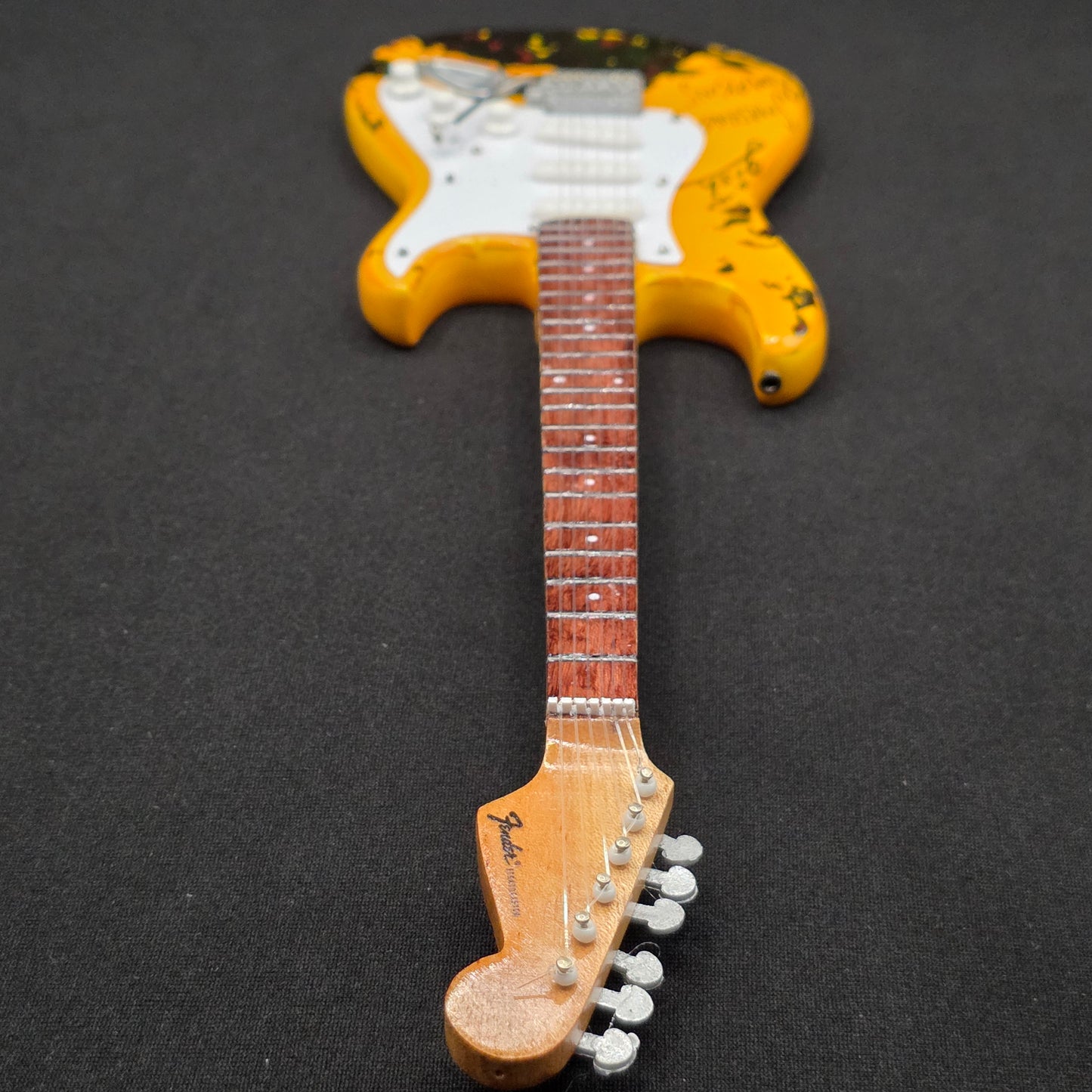 Miniature Guitar - Smashing Pumpkins Billy Corgan GISH Fender Stratocaster - Model Guitar Inc Stand