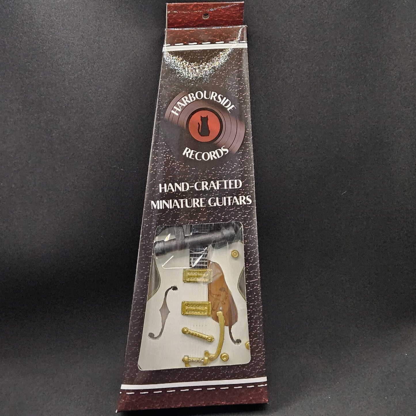 Miniature Guitar - Gretsch White FALCON RHCP / Living End  - Model Guitar Inc Stand