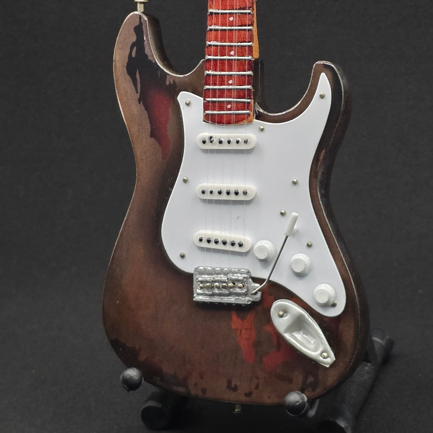 Miniature Guitar - Fender Stratocaster Road Worn Roadworn Rory Gallagher - Model Guitar Inc Stand