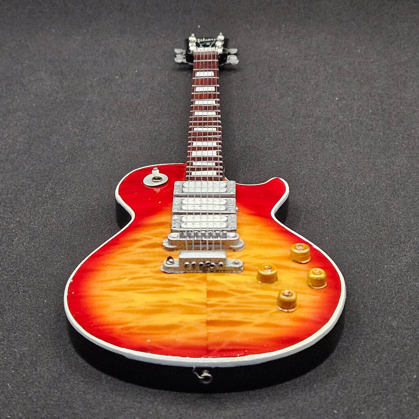 Miniature Guitar - KISS Ace Frehley Gibson Les Paul Custom Sunburst - Model Guitar Inc Stand