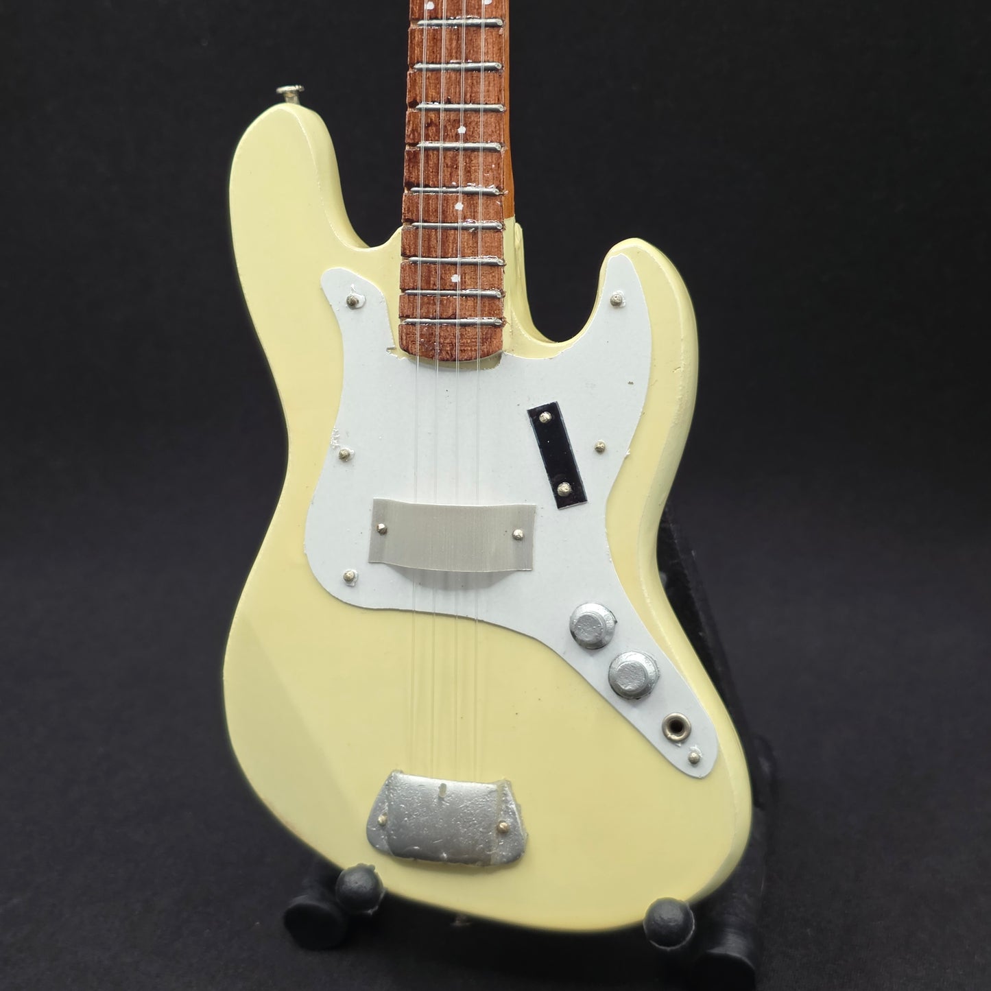 Miniature Guitar - Laura Leezy Khruangbin SX Fender Jazz Bass - Model Guitar Inc Stand