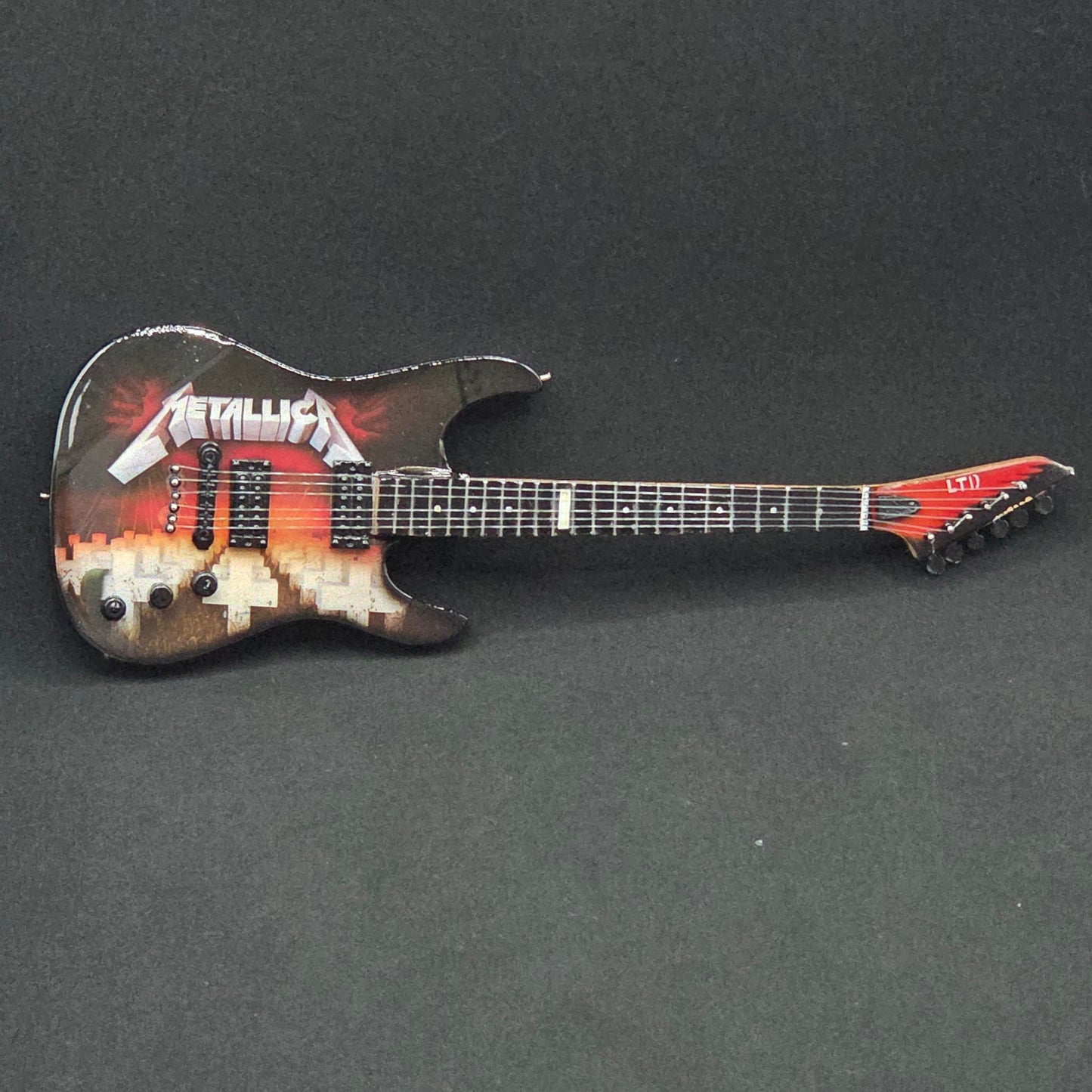 Miniature Guitar - Metallica Master Of Puppets ESP LTD - Model Guitar Inc Stand