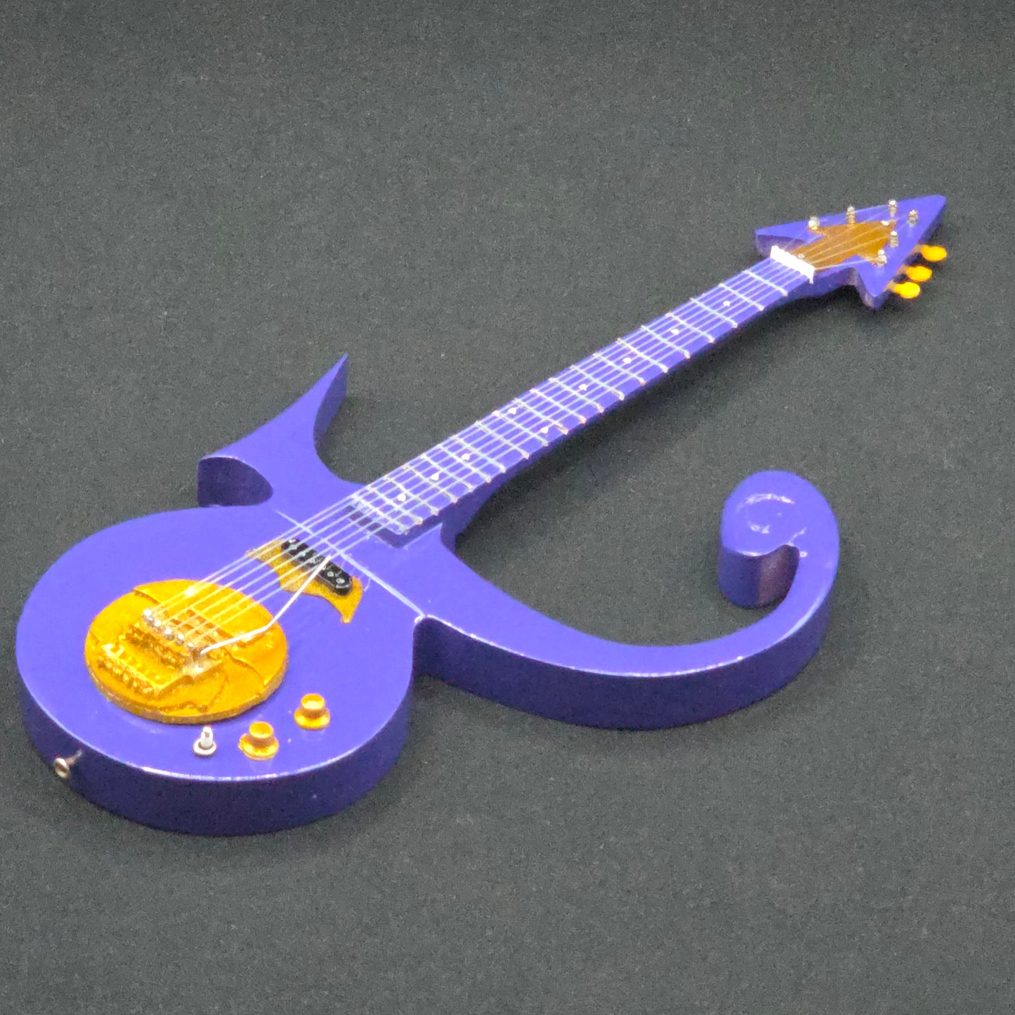 Miniature Guitar - Prince Purple Rain  - Model Guitar Inc Stand