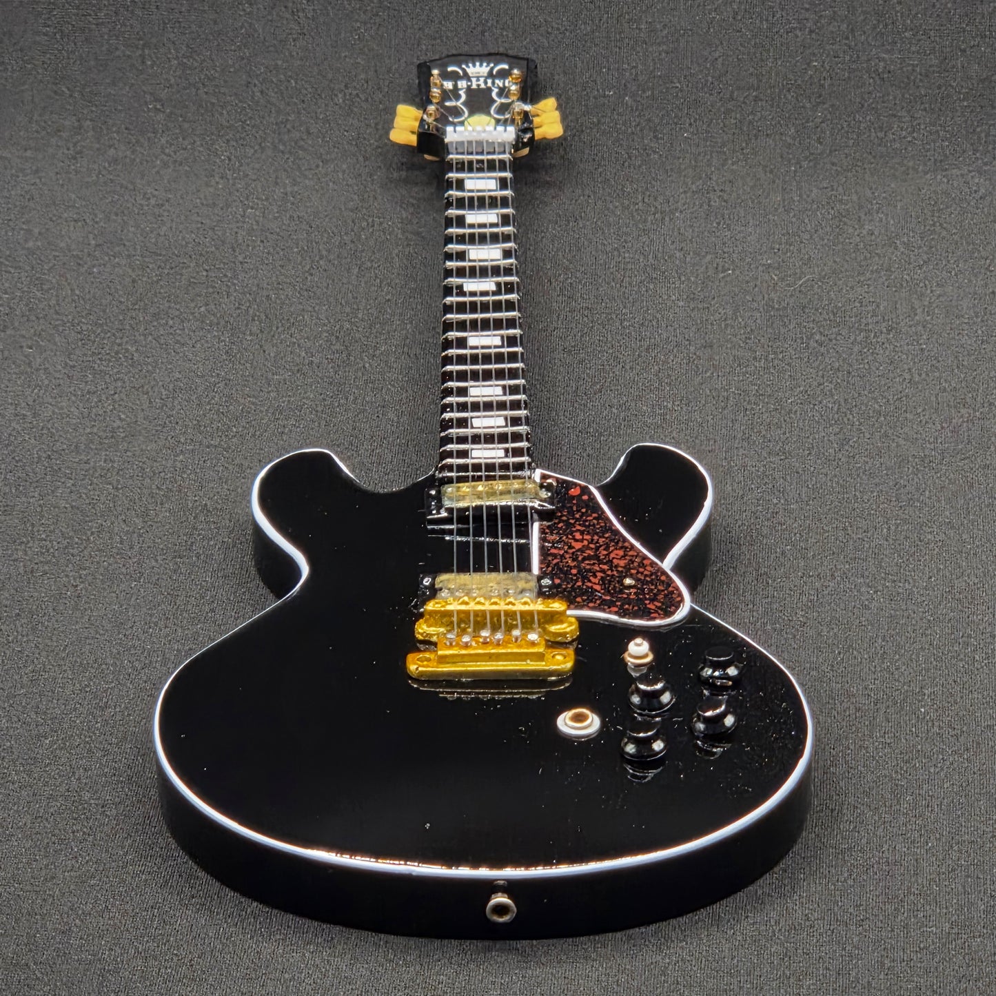 Miniature Guitar -  BB King B.B King Lucille Gibson Black - Model Guitar Inc Stand