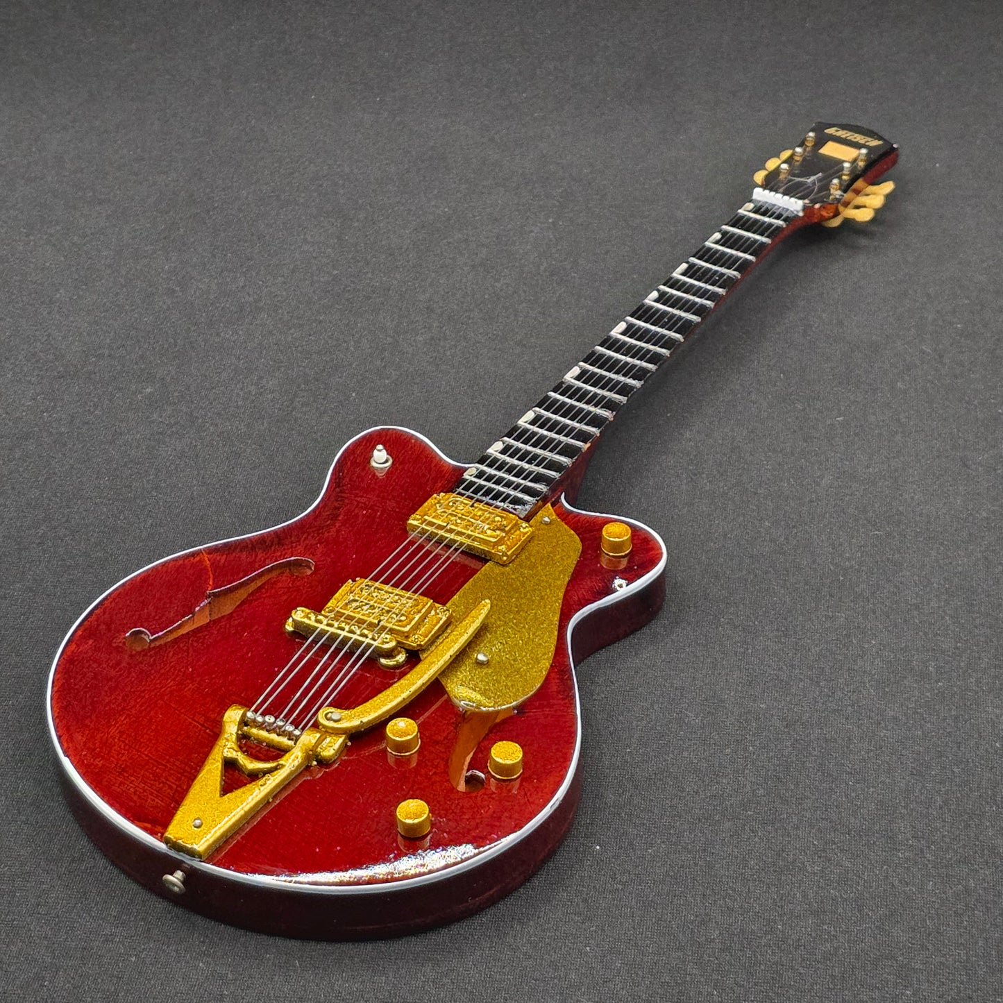 Miniature Guitar - The Beatles George Harrison Gretsch - Model Guitar Inc Stand