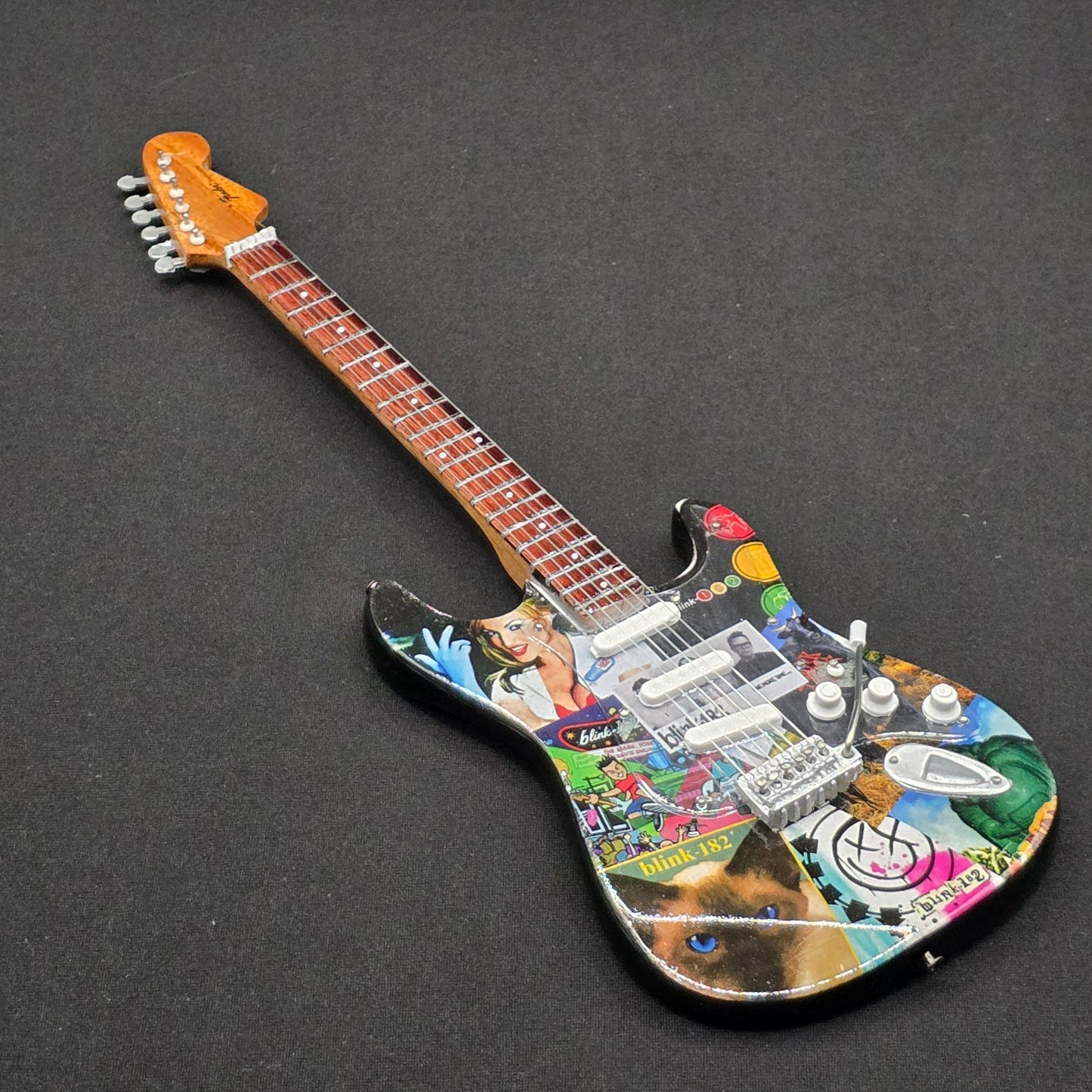 Miniature Guitar - Blink 182 Fender Stratocaster Album Covers - Model Guitar Inc Stand