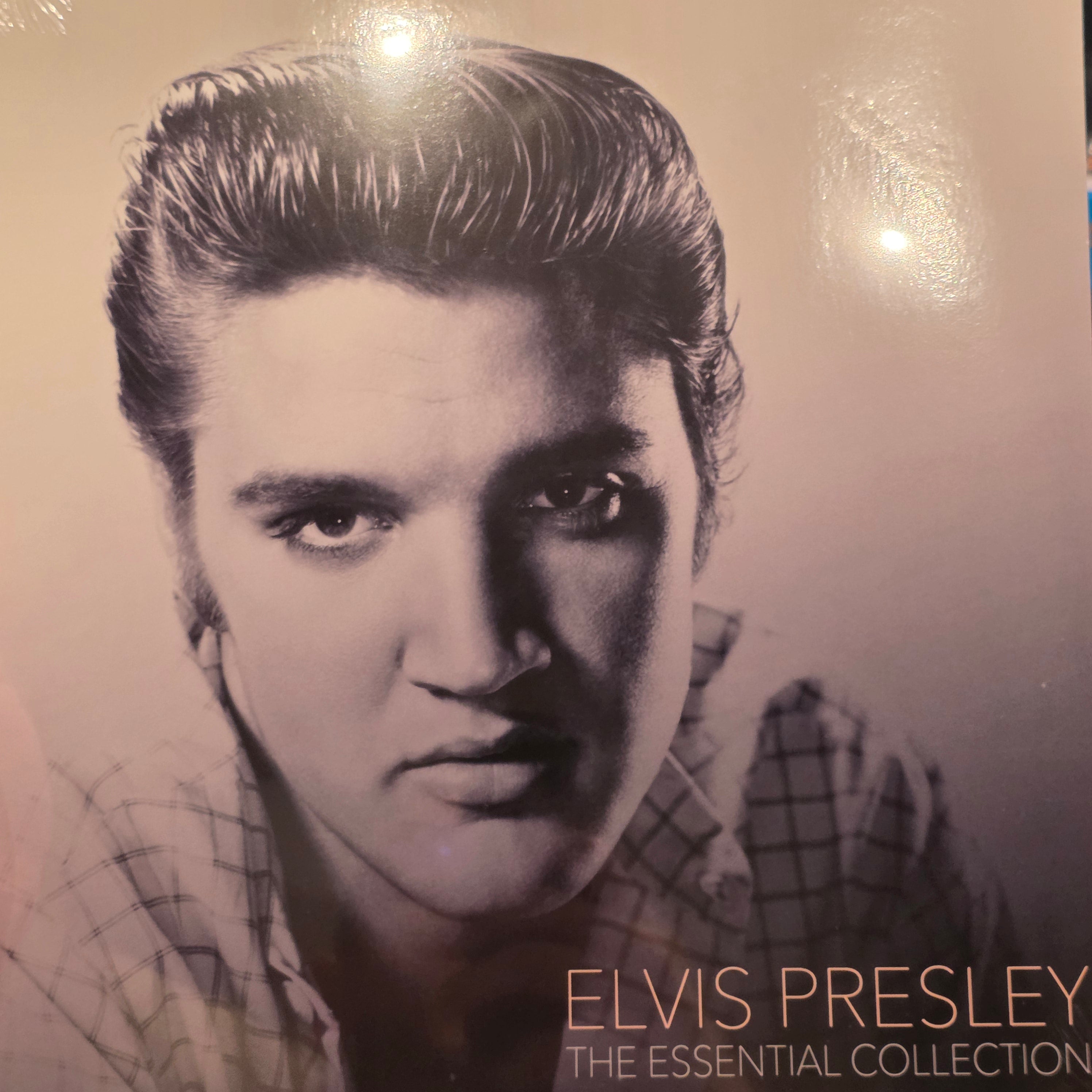 Elvis - The Essential Collection Vinyl Record LP – Harbourside Records